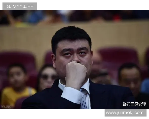 姚明在东莞发表讲话鼓励青少年追求梦想与篮球事业发展